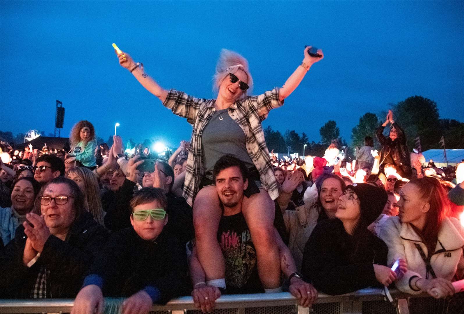 The crowd enjoy the final act on the main stage - Scouting for Girls. MacMoray Music Festival 2024, held at Cooper Park, Elgin. Picture: Daniel Forsyth.